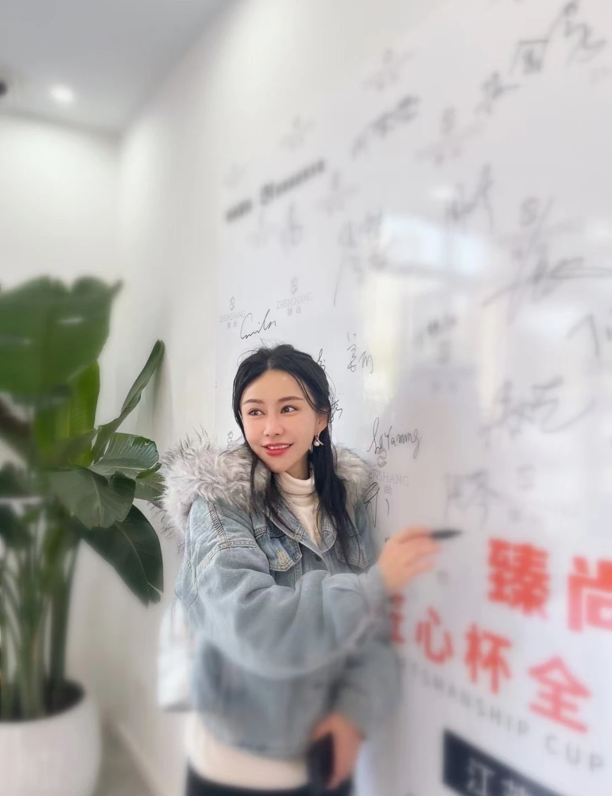 潇潇服务系老师