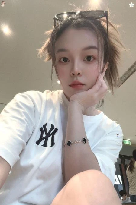 服务系小御姐