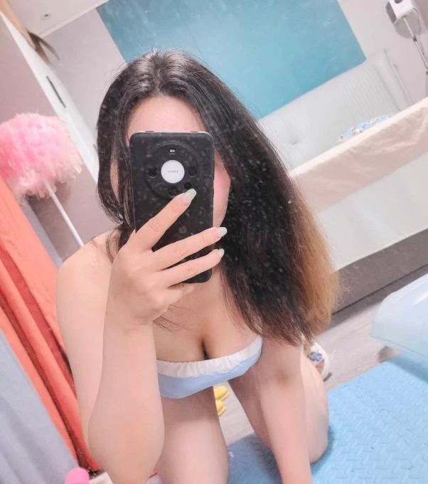 性感妩媚秋秋生活照(2)