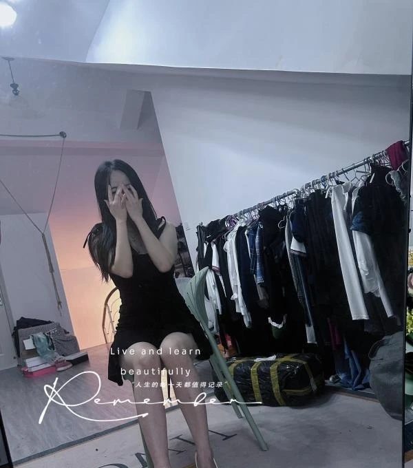 心怡女王生活照(2)