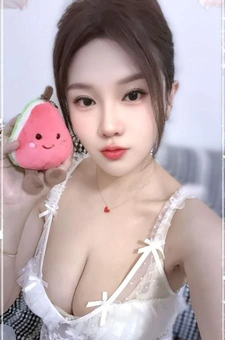 兮月生活照(2)