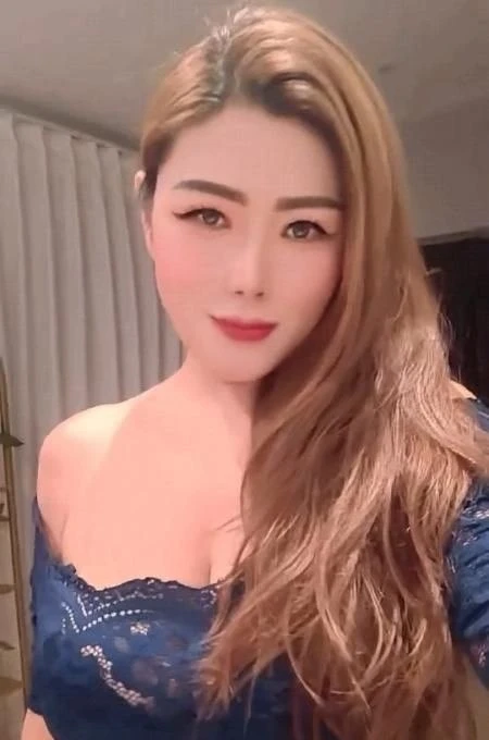 武汉楼凤红唇