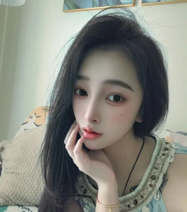 气质零零后