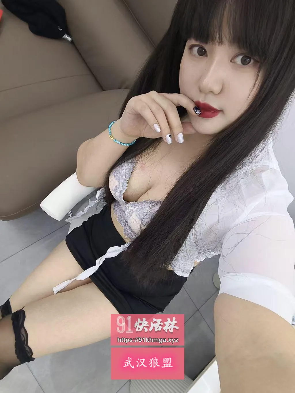 喷水性感小姐姐生活照(3)