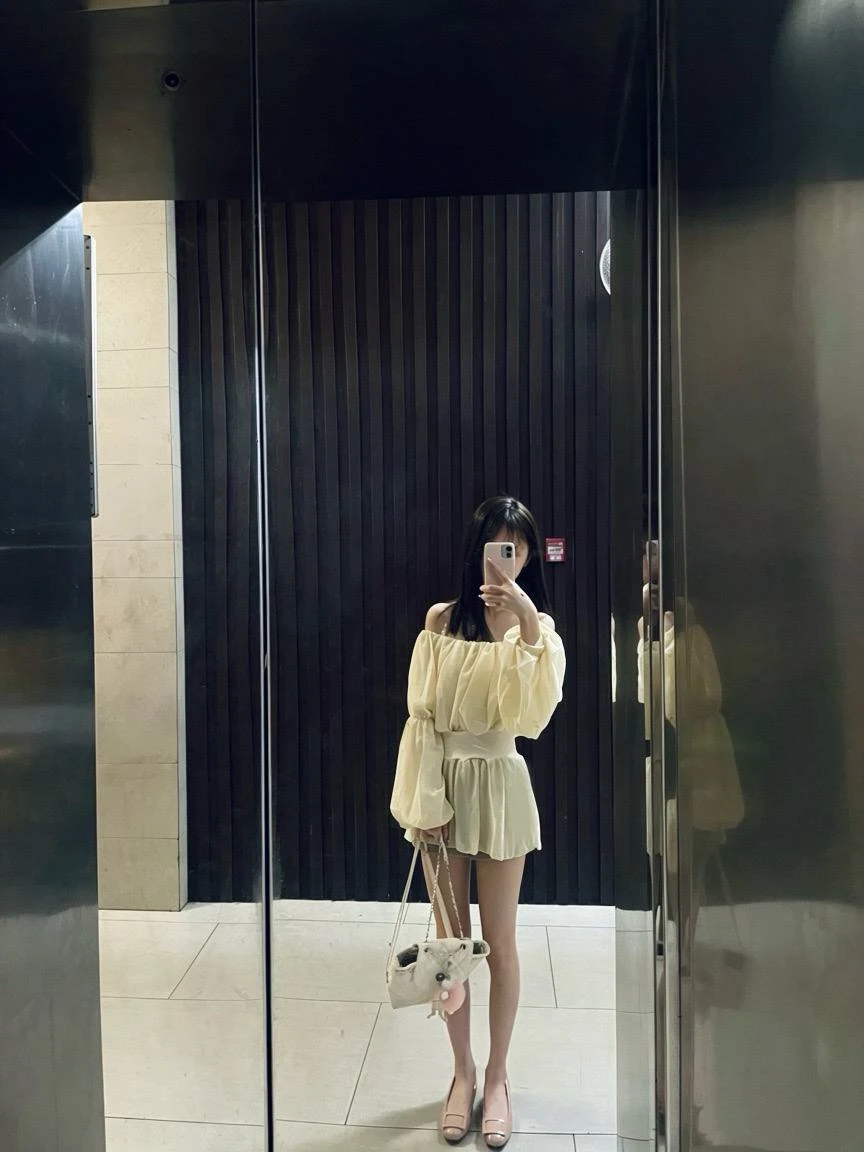 小玲生活照(2)