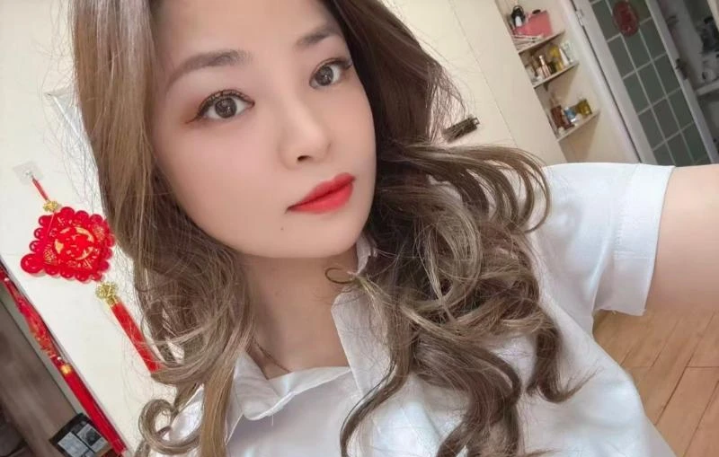 曼曼