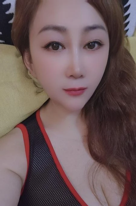 服务耐心熟女生活照(2)