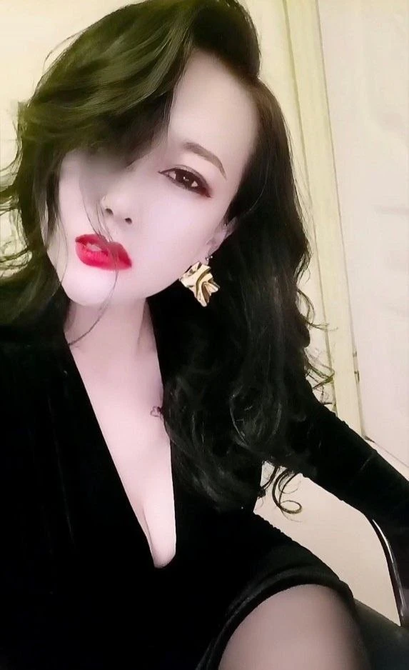 小茜