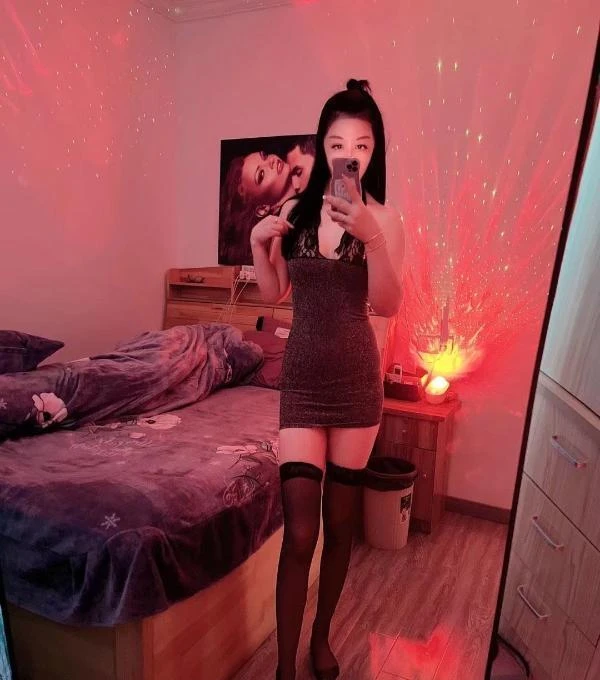 妍妍生活照(2)